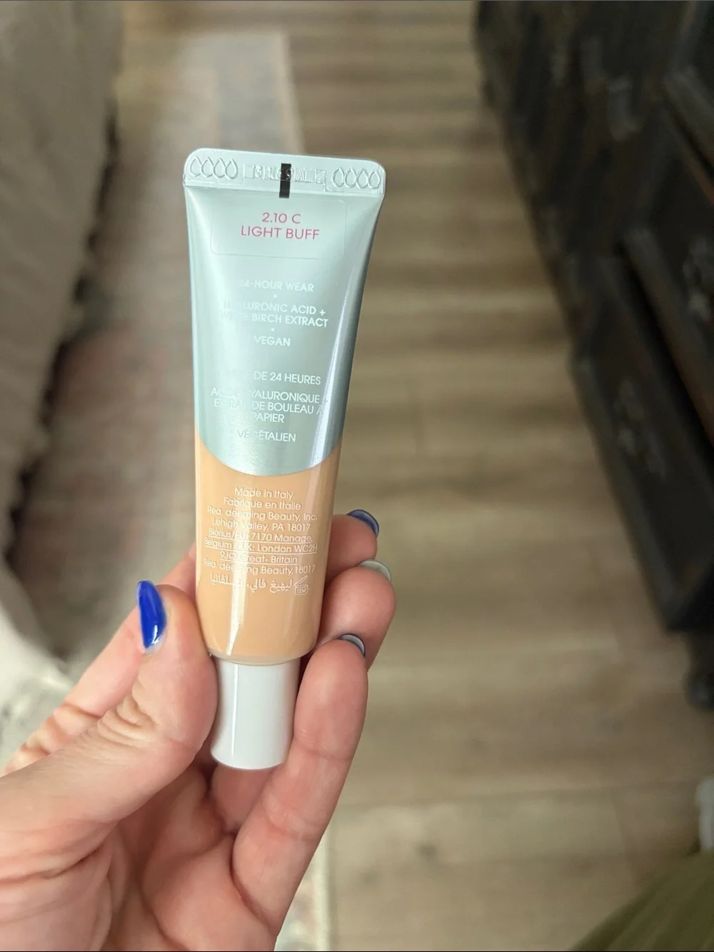 Beautyblender Bounce Liquid Whip Foundation - 2.10 C Light Buff